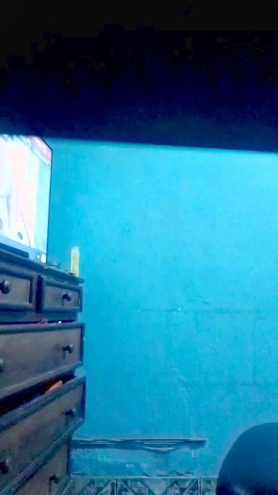 Hugosafado1 live cam on Cam4