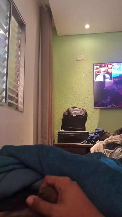 Hugosilva59 live cam on Cam4