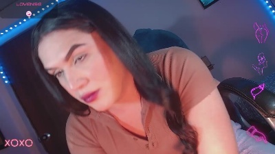 Huguecumts live cam on Cam4