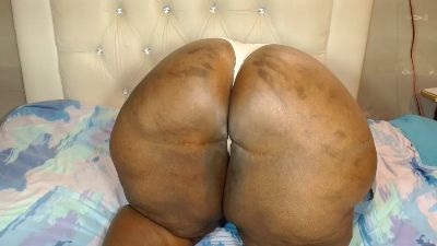 HumongousAssxxx live cam on Cam4