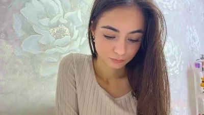 HuongMenkin live cam on Cam4
