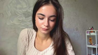 HuongMenkin live cam on Cam4