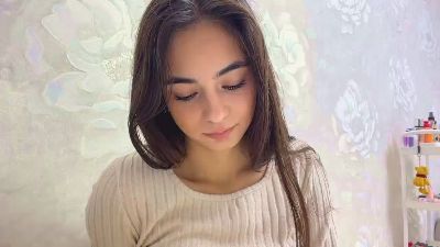 HuongMenkin live cam on Cam4