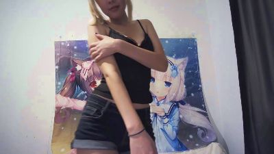 HuongZeimetz live cam on Cam4