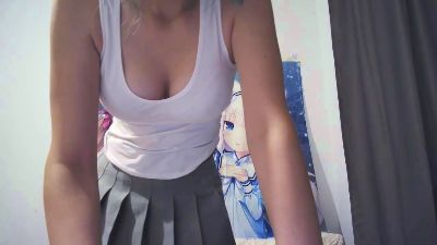 HuongZeimetz live cam on Cam4