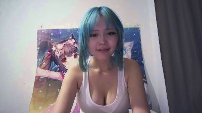 HuongZeimetz live cam on Cam4