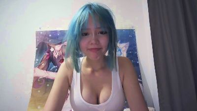 HuongZeimetz live cam on Cam4