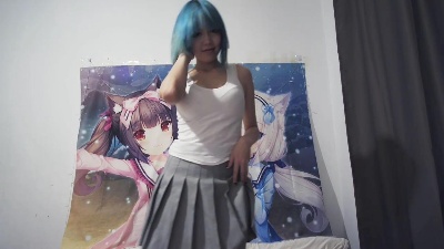 HuongZeimetz live cam on Cam4