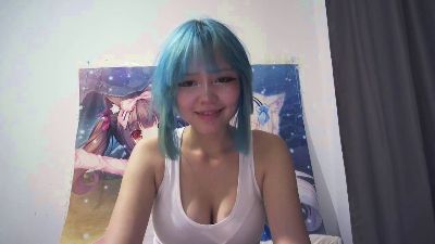 HuongZeimetz live cam on Cam4