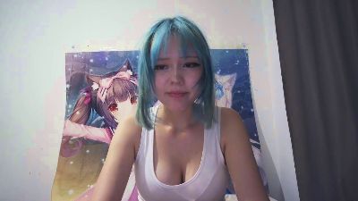 HuongZeimetz live cam on Cam4