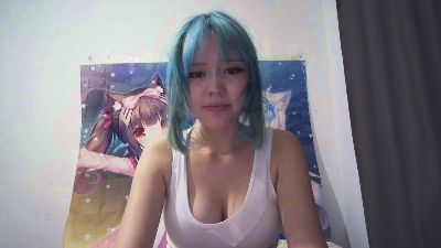 HuongZeimetz live cam on Cam4