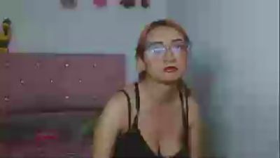 Hurrem_Rouse live cam on Cam4