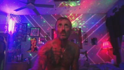 HustleNFlo live cam on Cam4