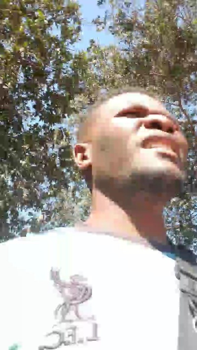 Hutchmansell live cam on Cam4