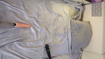 IMNOTSHYBABY live cam on Cam4