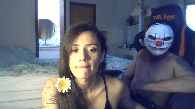 INTHETOILET live cam on Cam4