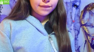 ISABELA_TAY live cam on Cam4