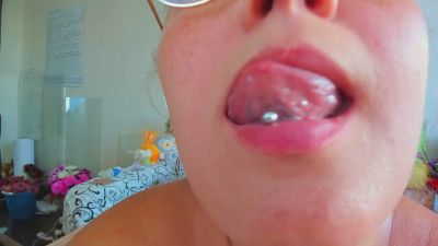 IamNotIdealAnge live cam on Cam4