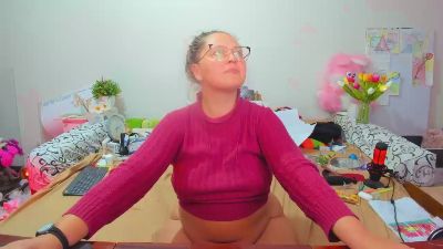 IamNotIdealAnge live cam on Cam4