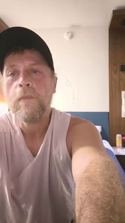 IanMBradley live cam on Cam4