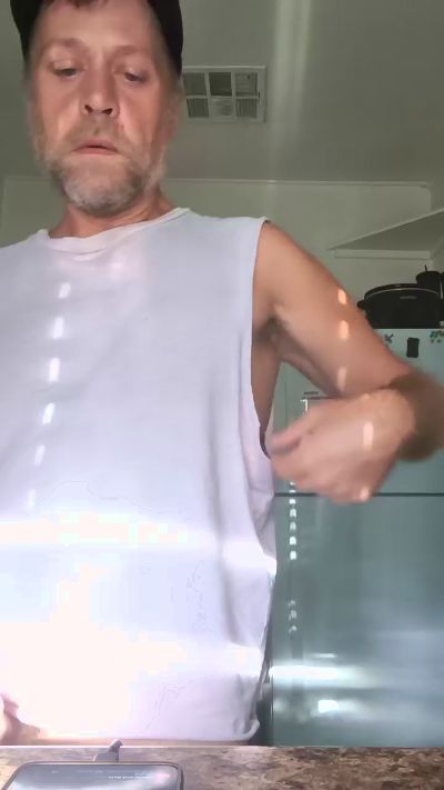IanMBradley live cam on Cam4