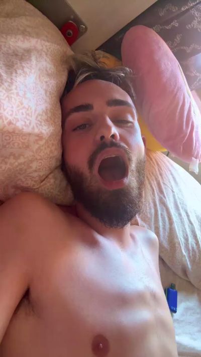 Ianbm live cam on Cam4