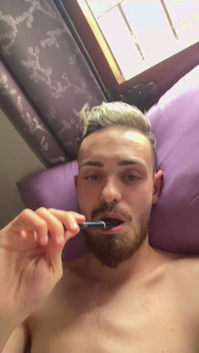 Ianbm live cam on Cam4