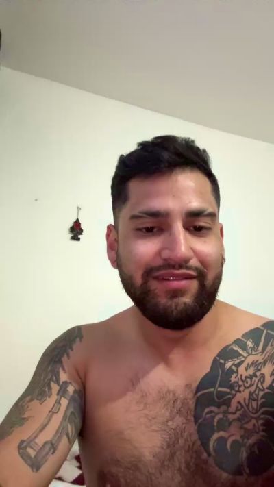 Iansierraz live cam on Cam4