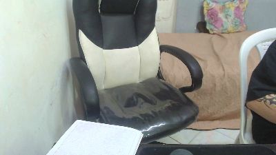 Iantwink18 live cam on Cam4