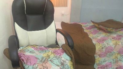 Iantwink18 live cam on Cam4