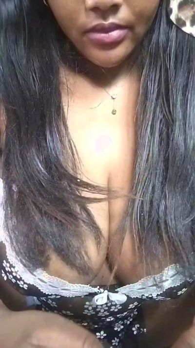 Idahhot live cam on Cam4