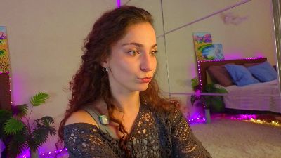 IdaliaHozempa live cam on Cam4