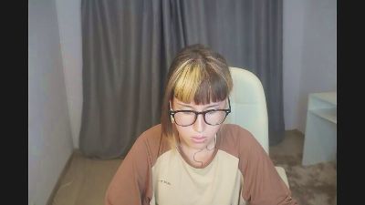 IdaliaSpiess live cam on Cam4