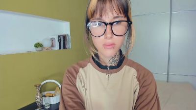 IdaliaSpiess live cam on Cam4