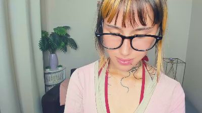 IdaliaSpiess live cam on Cam4