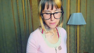 IdaliaSpiess live cam on Cam4