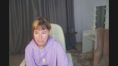 IdaliaSpiess live cam on Cam4