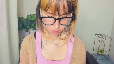 IdaliaSpiess live cam on Cam4