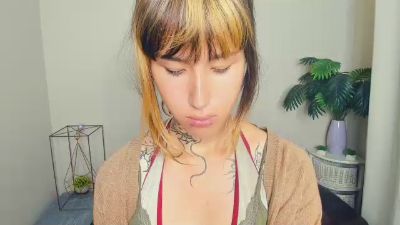 IdaliaSpiess live cam on Cam4