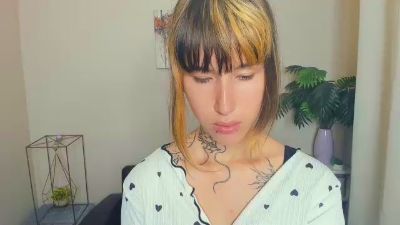 IdaliaSpiess live cam on Cam4