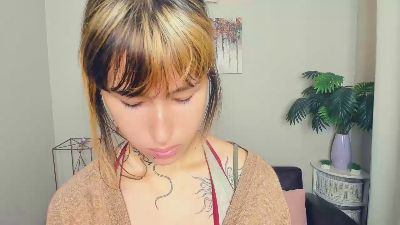 IdaliaSpiess live cam on Cam4