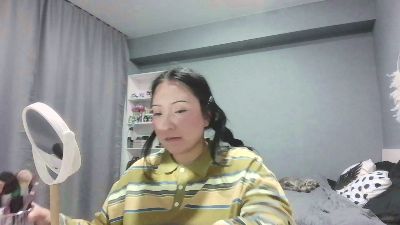 IdellaRomanski live cam on Cam4