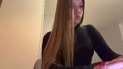 IeshaTolentino live cam on Cam4
