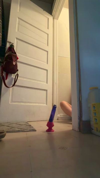 Ike_77 live cam on Cam4