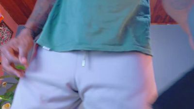 Iker_bigdik live cam on Cam4