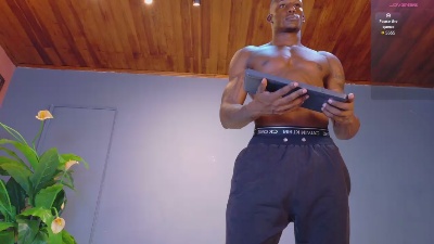Iker_bigdik live cam on Cam4