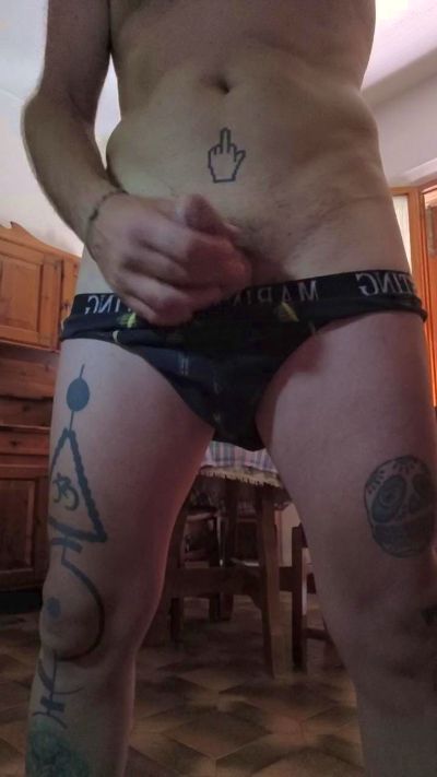IlCyclistx77 live cam on Cam4