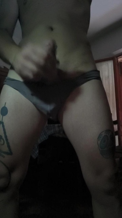 IlCyclistx77 live cam on Cam4