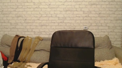 IlariaCetoy live cam on Cam4