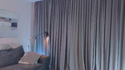 IleenSenosk live cam on Cam4